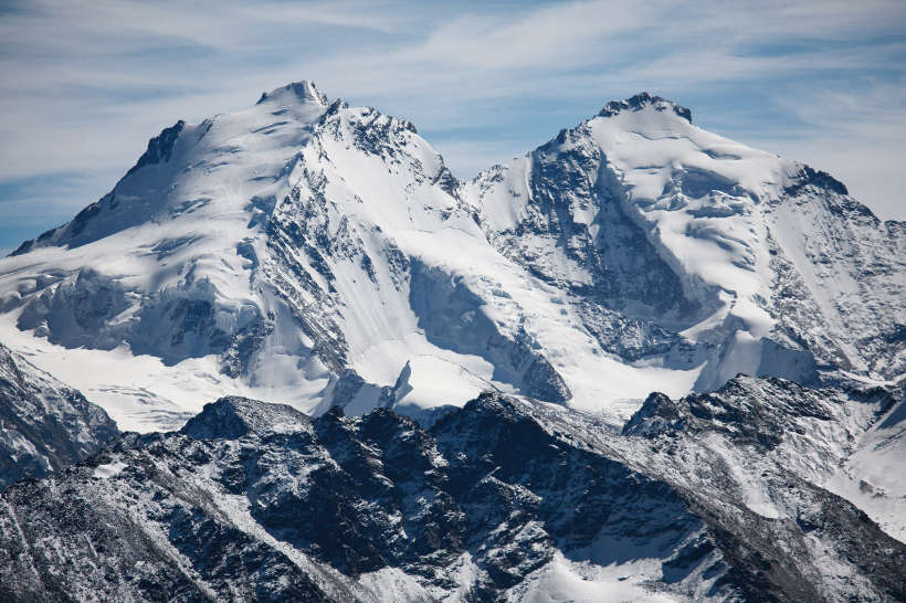 Mischabelgruppe: Dom (4545 m) und Täschhorn (4491 m)